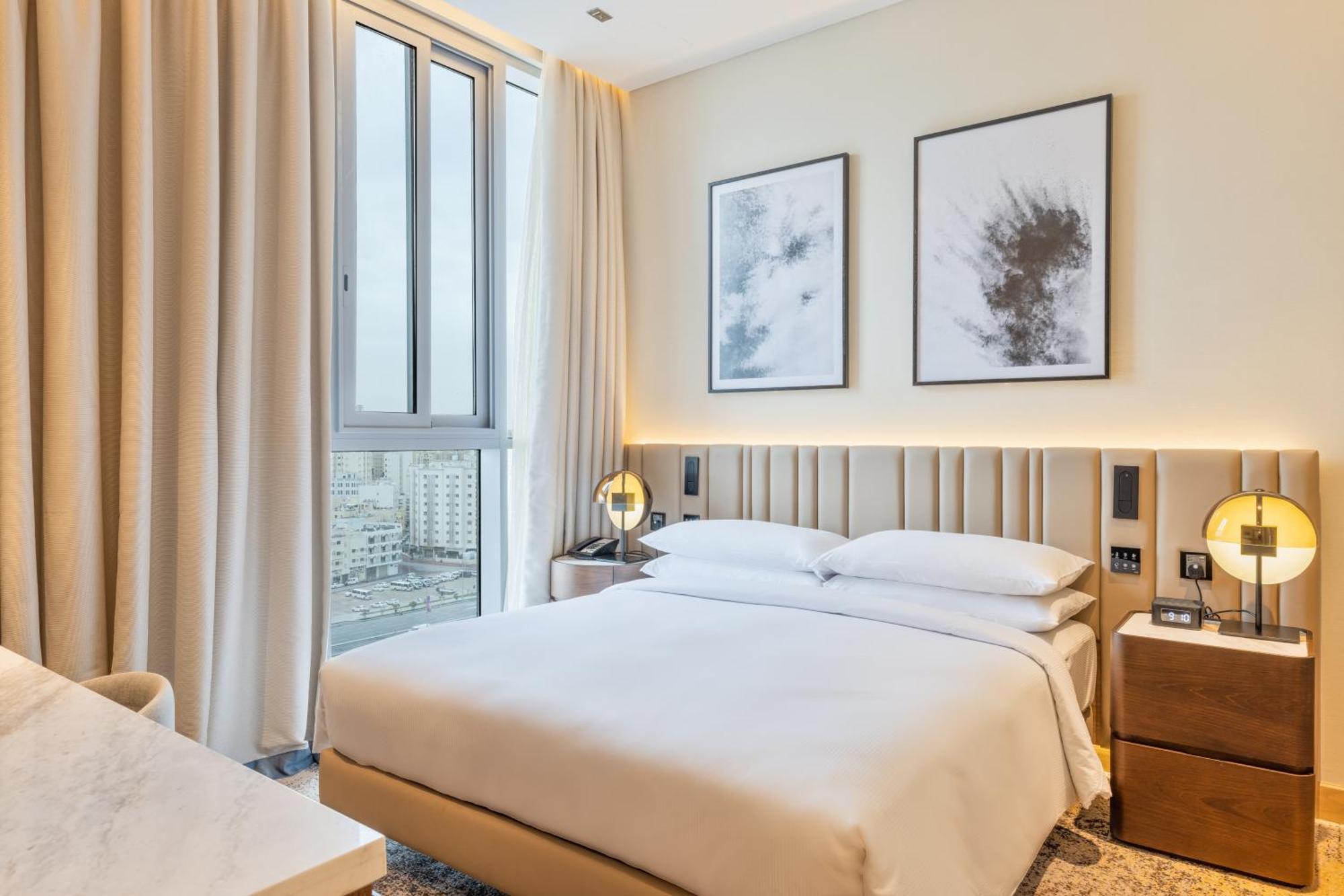 Embassy Suites By Hilton Doha Old Town Bagian luar foto