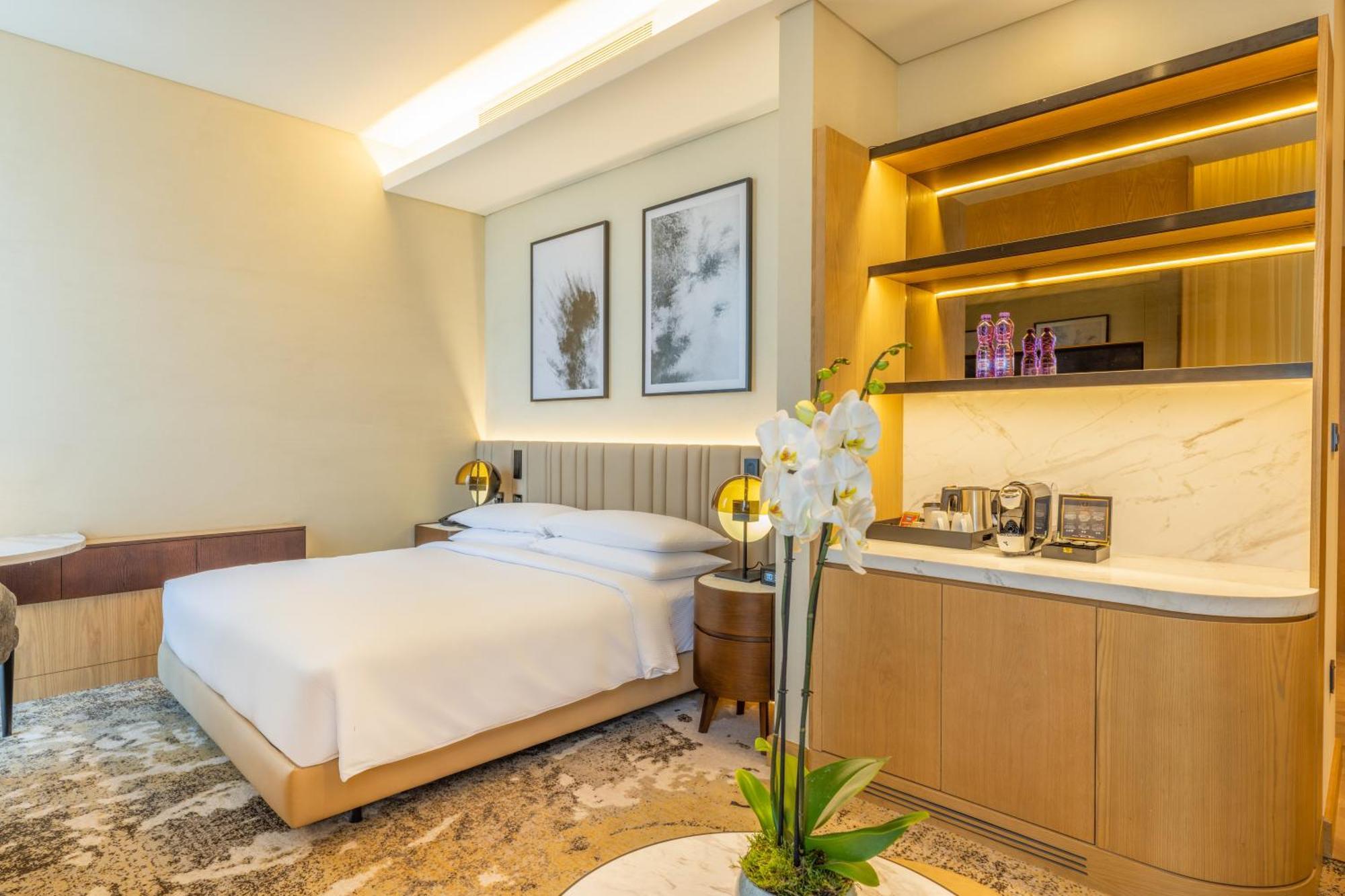 Embassy Suites By Hilton Doha Old Town Bagian luar foto
