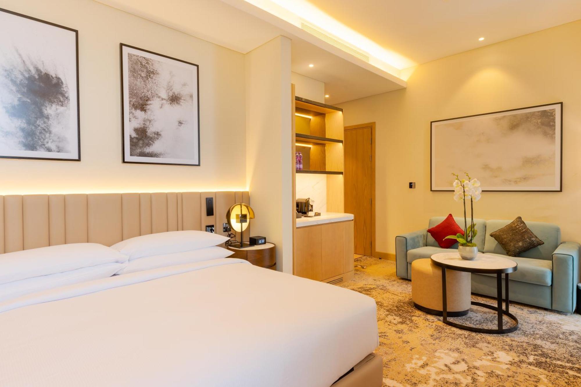 Embassy Suites By Hilton Doha Old Town Bagian luar foto
