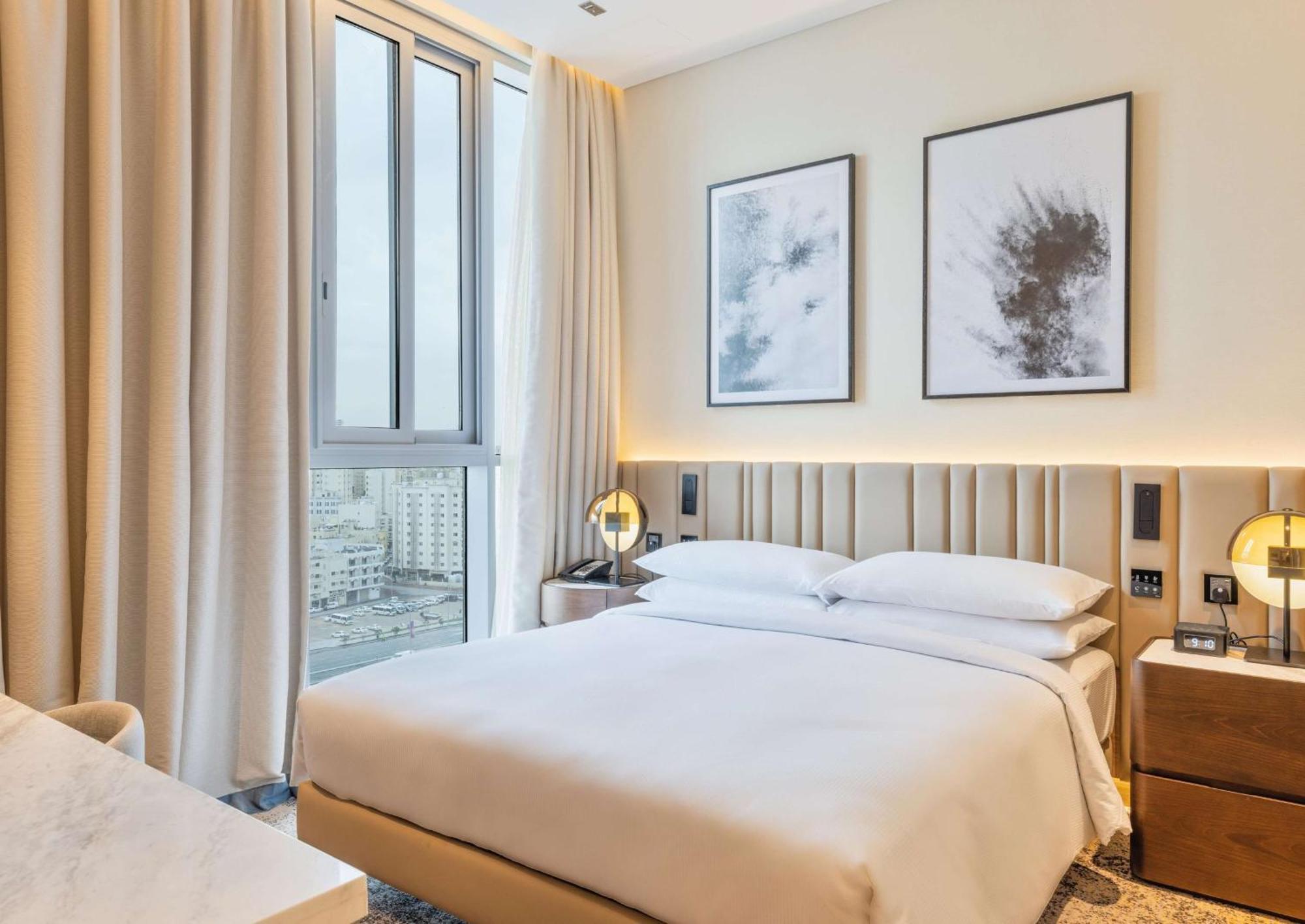 Embassy Suites By Hilton Doha Old Town Bagian luar foto
